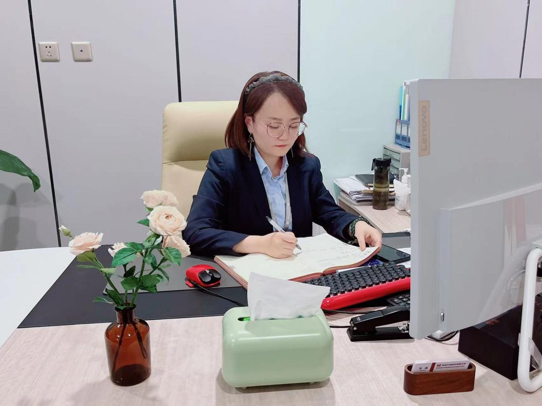 喜报|澳门铁盘算 荣获“2022年度陕西省政府采购十佳代理机构及先进个人”荣誉称号(图1)
